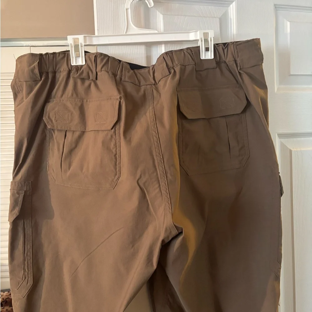 Duluth Trading Co Men's DuluthFlex Dry Cargo Pants - Brown